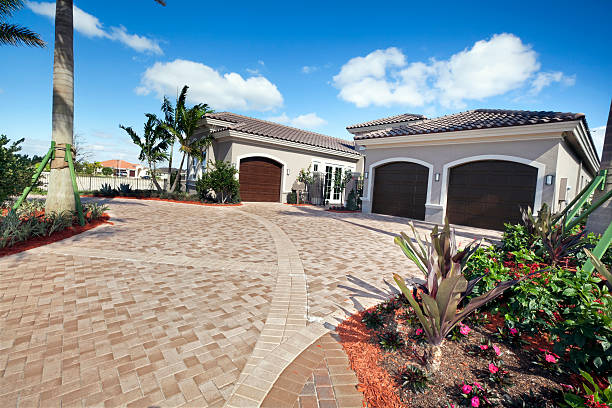 Best Commercial Driveway Pavers  in Louisville, TN